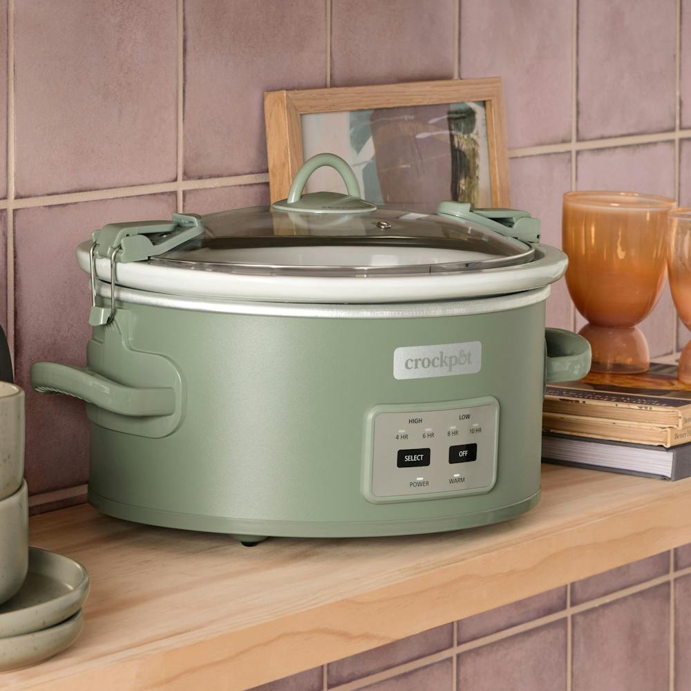 crock-pot-programmable-design-series-6-quart-cook-and-carry-slow-cooker-moonshine-g7 35da96db-7241-3d5a-8296-0e309727e190.jpg