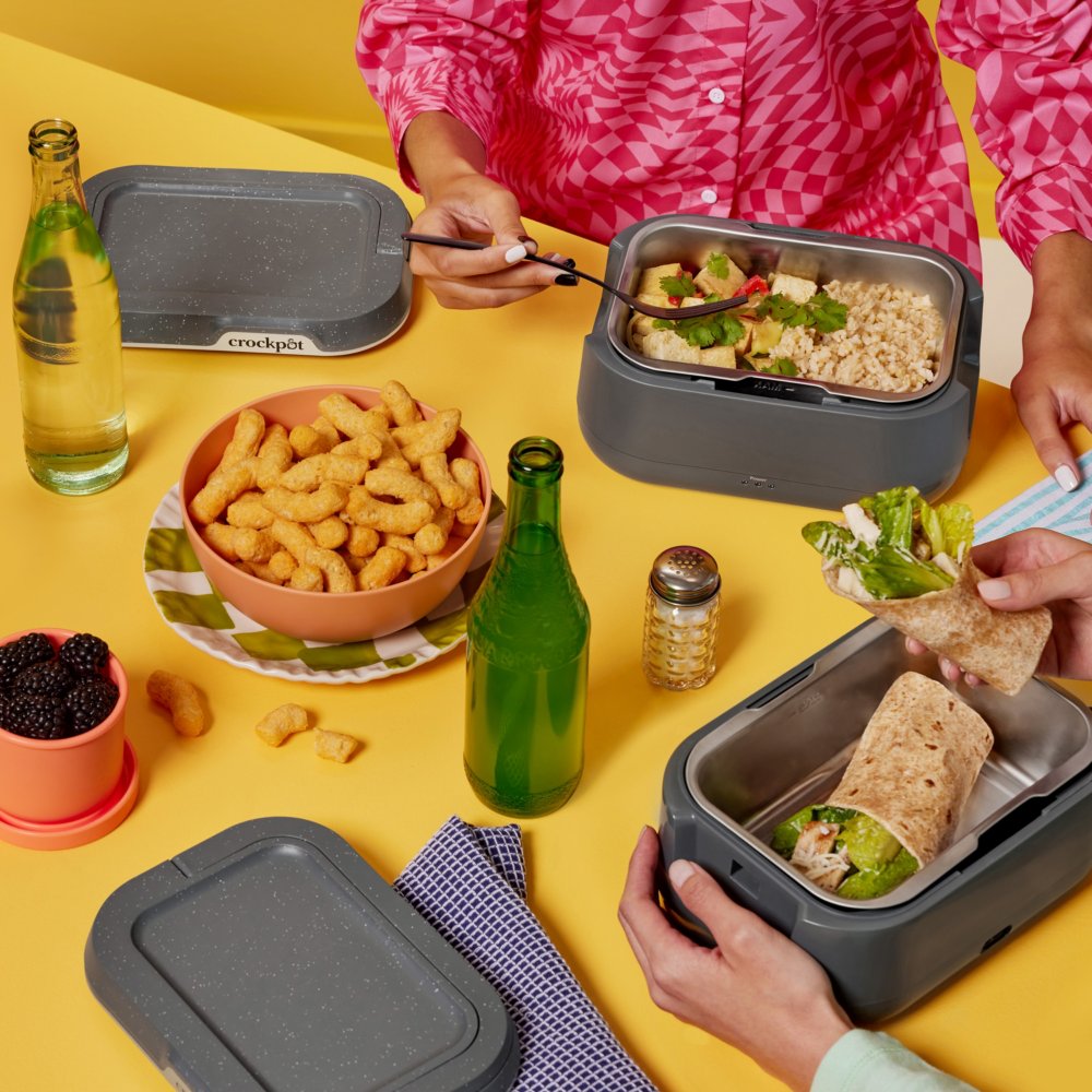 crock-pot-go-portable-food-warmer-electric-lunch-box-with-detachable-cord-a8 DC-39029-Crockpot_CPGO-ATF03-nogfx